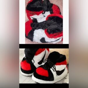 MOMMY AND ME BUNDLE DEAL 2 pairs of slippers Nike dunk slippers for mommy child